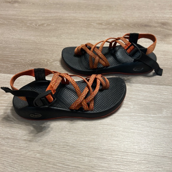 Chaco ZX/2 Yampa Vibram Orange Stappy Hiking Sandal Sz 8.5 - Picture 4 of 7